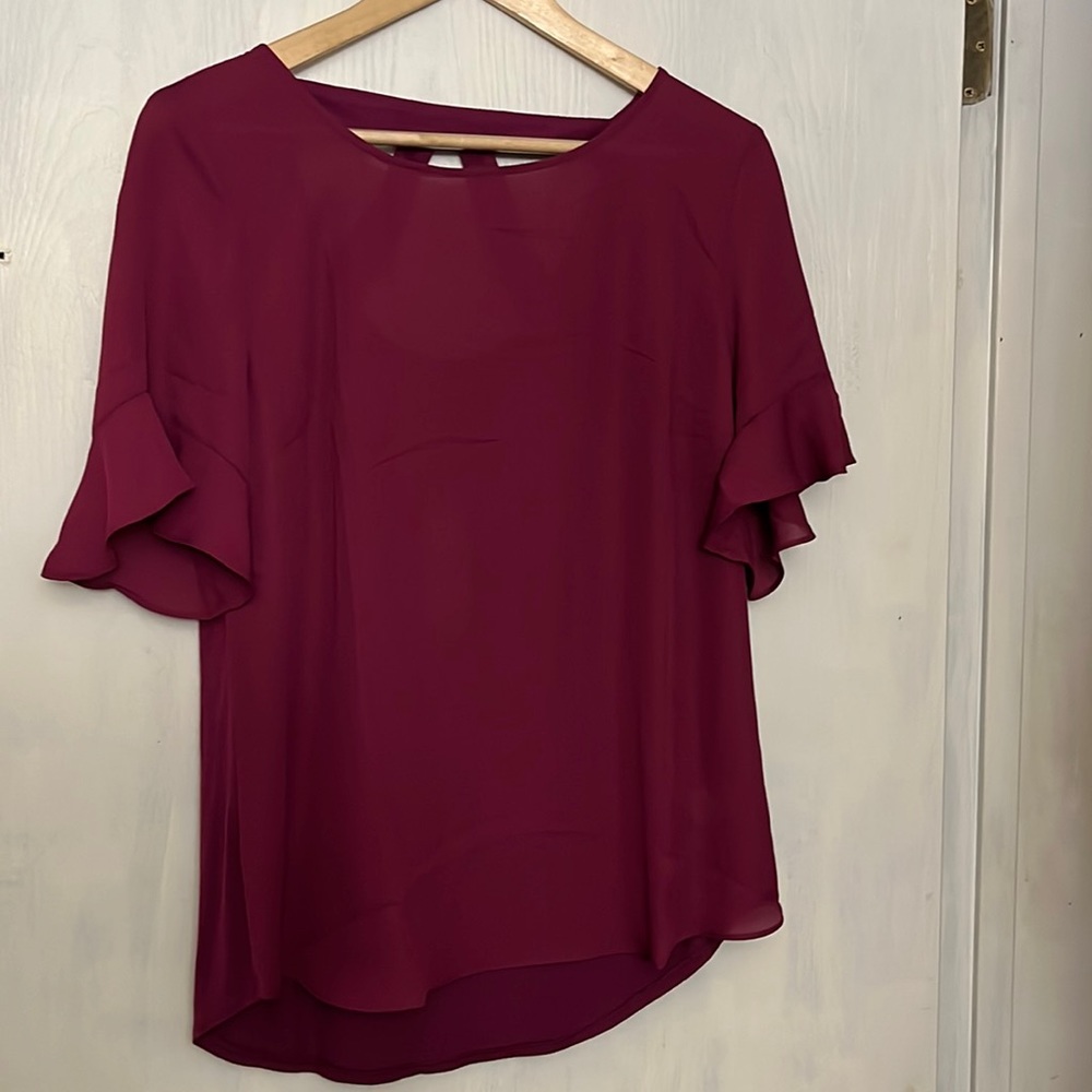Fortune and Ivy flutter sleeve mixed material top